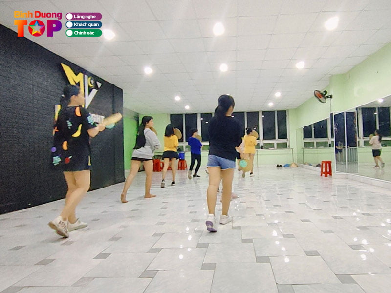 Moonlight-dance-studio-binhduongtoplist
