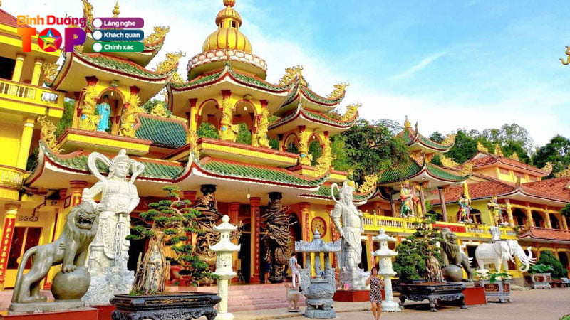 Top-10-ngoi-chua-dep-o-binh-duong-noi-tieng-va-linh-thieng-nhat-binhduongtoplist