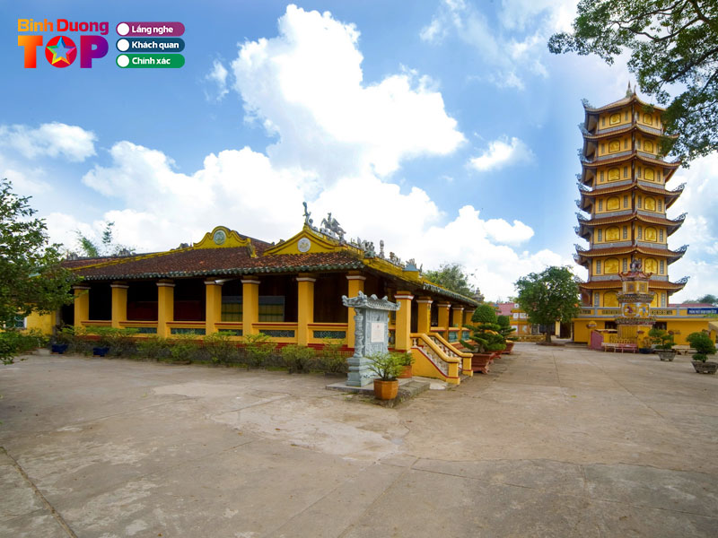 Chua-hoi-khanh-ngoi-chua-co-tuong-phat-nam-ky-luc-binhduongtoplist