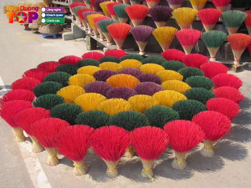 Lang-nghe-lam-nhang-di-an-ruc-ro-sac-mau-tam-linh-binhduongtoplist