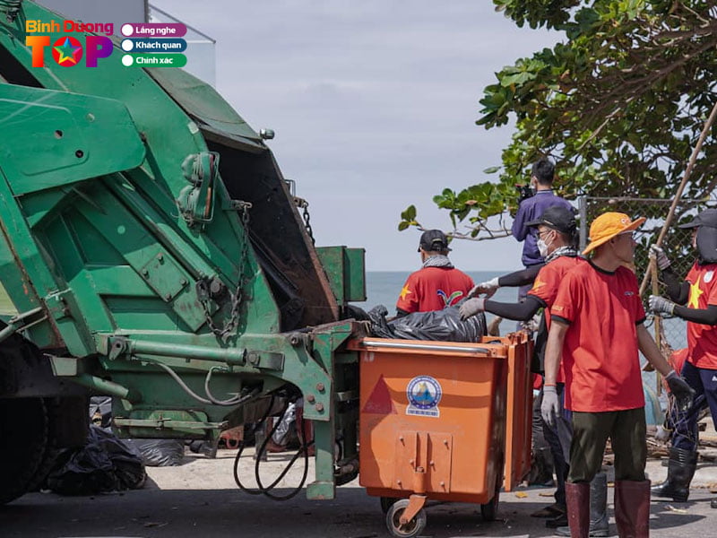 Nhung-chia-se-cua-anh-to-va-cong-su-cua-minh-binhduongtoplist