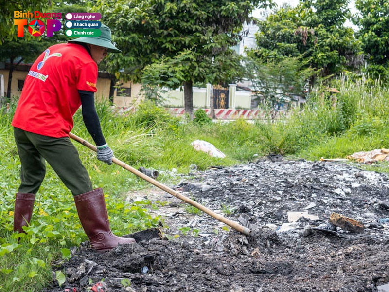 Nhung-chia-se-cua-anh-to-va-cong-su-cua-minh1-binhduongtoplist