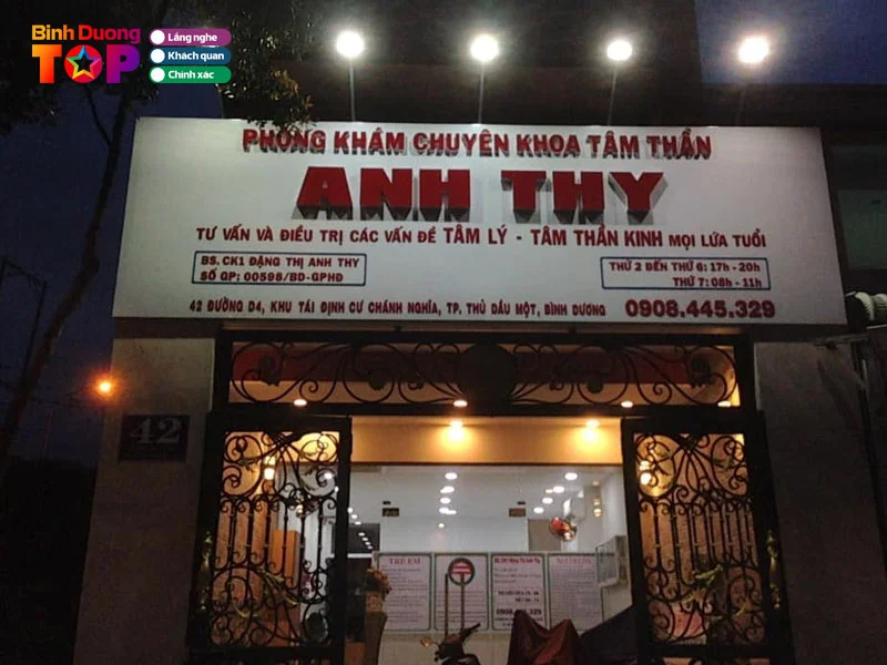 Phong-kham-bac-si-tam-ly-anh-thy-binhduongtoplist