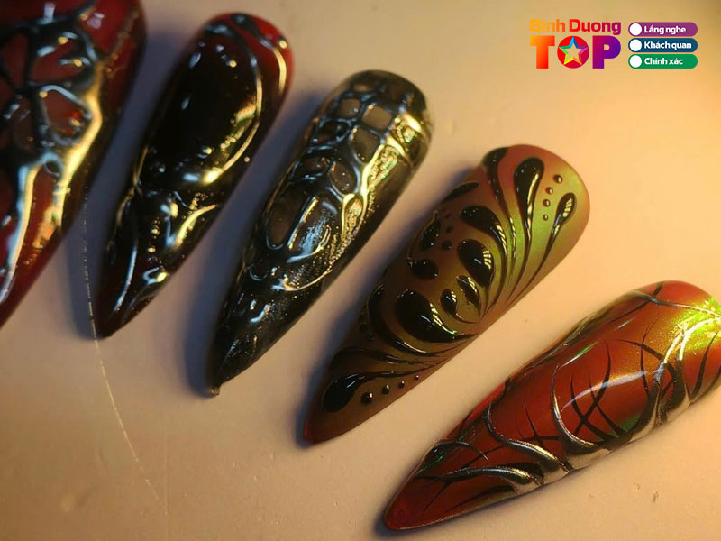 Two-boys-nail-art-he-thong-dao-tao-chuyen-nghiep-binhduongtoplist