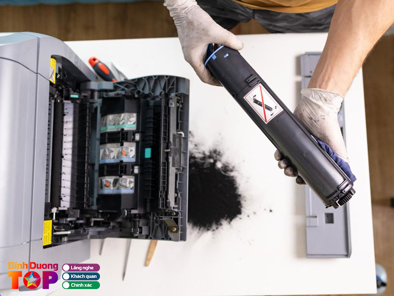 Cong-ty-tnhh-ky-thuat-va-cong-nghe-pt-binhduongtoplist