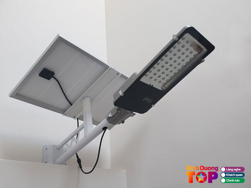 Den-nang-luong-mat-troi-thuy-duong-binhduongtoplist