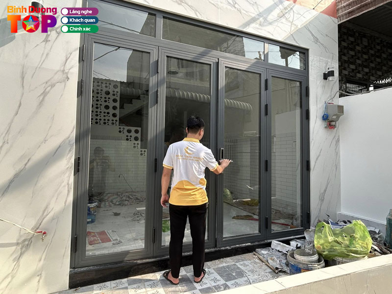 Nam-tien-window-binhduongtoplist