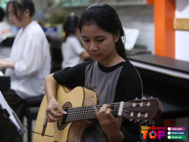 Levi-music-school-1-binhduongtoplist