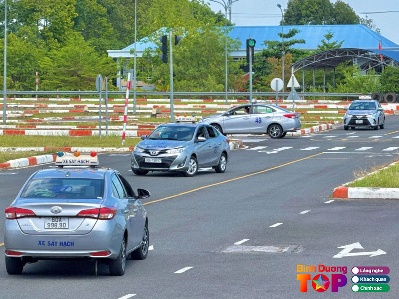 Dao-tao-lai-xe-binh-duong-thay-tien-binhduongtoplist