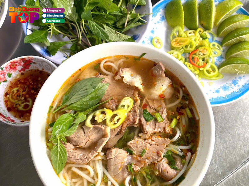 Bun-bo-goc-hue-binhduongtoplist