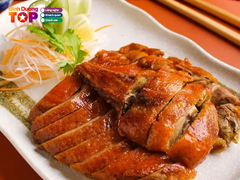 Nha-hang-mon-ami-binhduongtoplist