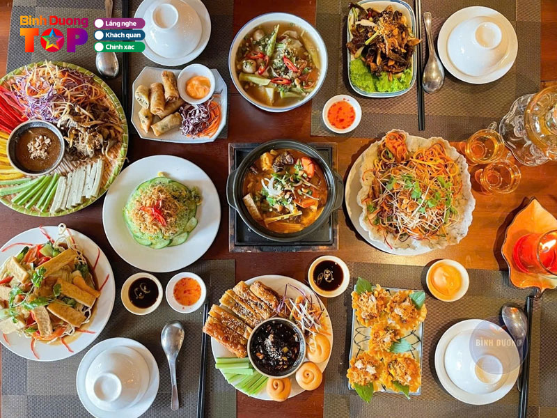 Nha-hang-chay-tam-giac-binhduongtoplist