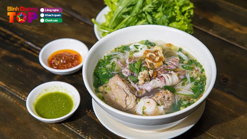 Top-10-quan-hu-tieu-o-binh-duong-binh-dan-sieu-ngon-binhduongtoplist