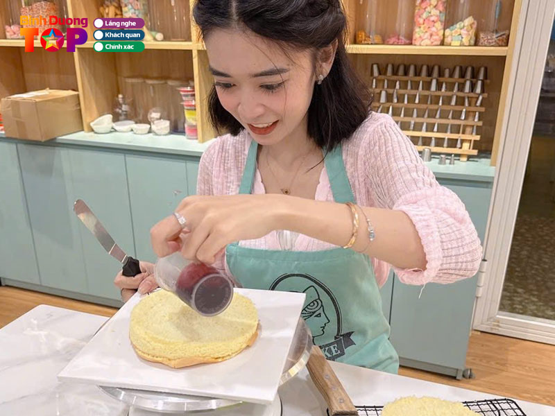 Sing-cake-kitchen-binhduongtoplist