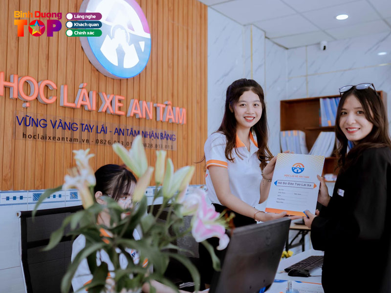 Hoc-lai-xe-an-tam-binhduongtoplist