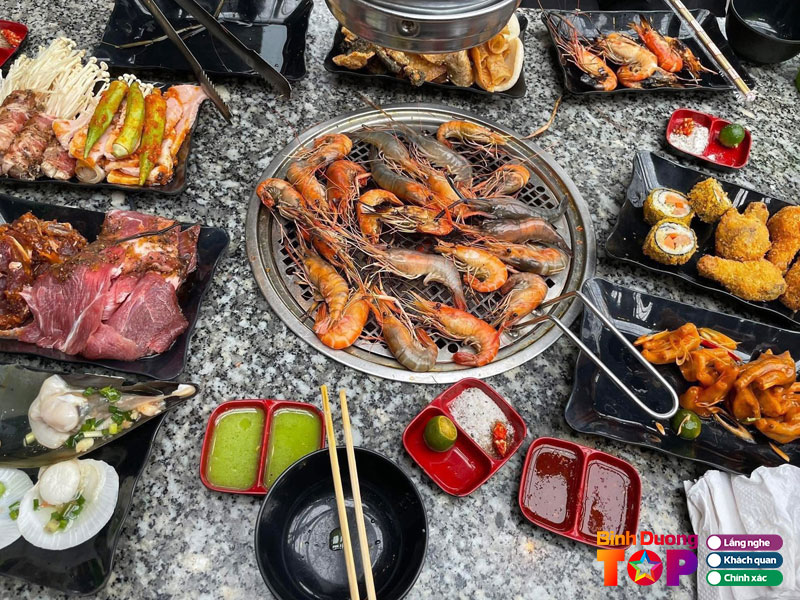 Buffet-lau-va-nuong-co-3-coi-binhduongtoplist