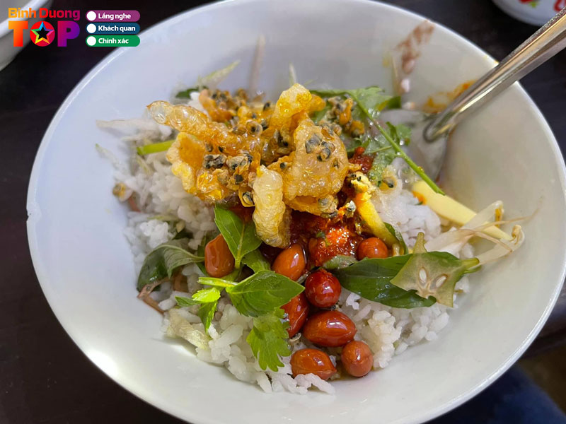 Com-hen-bun-cua-thui-co-hai-binhduongtoplist