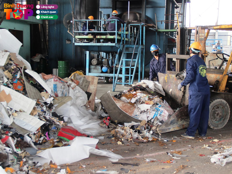 Cong-ty-tnhh-moi-truong-gia-phuc-plastic-binhduongtoplist