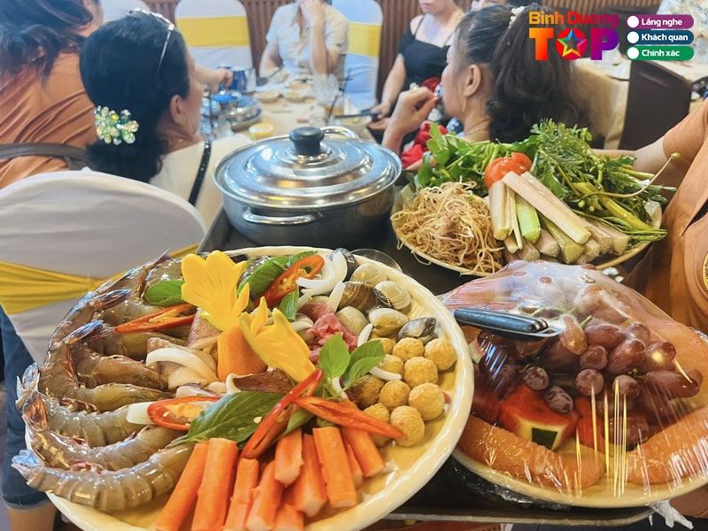 Nha-hang-com-nieu-mua-binhduongtoplist