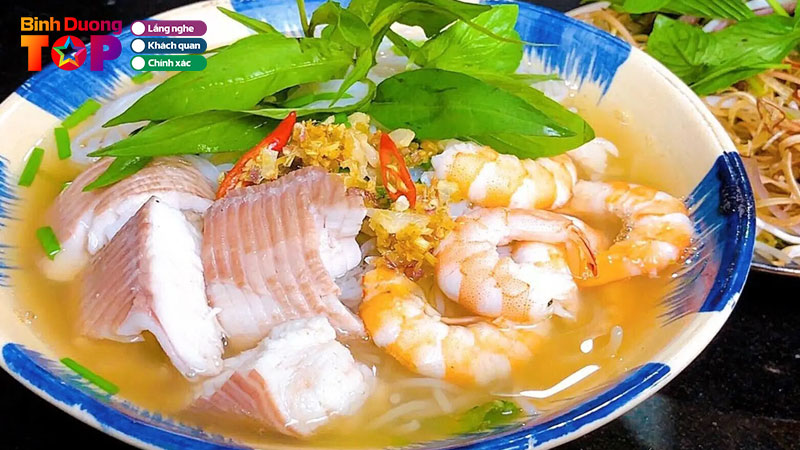 Top-4-quan-bun-nuoc-leo-o-binh-duong-ngon-so-dzach-binhduongtoplist