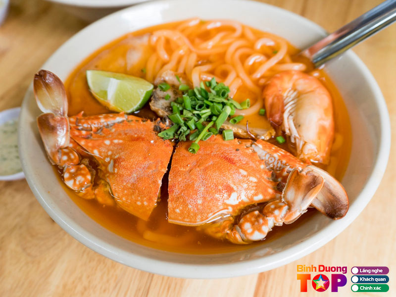Banh-canh-ghe-phat-tai-binhduongtoplist