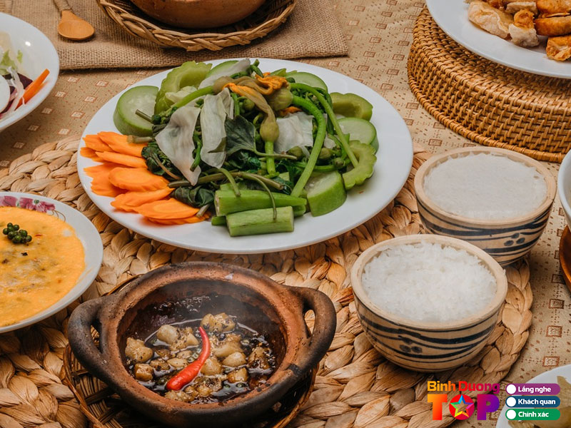 Com-tho-tay-ho-binhduongtoplist