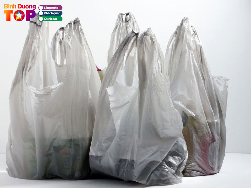 Cua-hang-song-nhua-cong-nghiep-dai-loc-binhduongtoplist