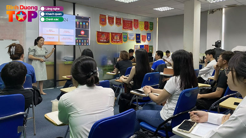 Khoa-hoc-quang-cao-facebook-tai-binh-duong-5-trung-tam-uy-tin-binhduongtoplist