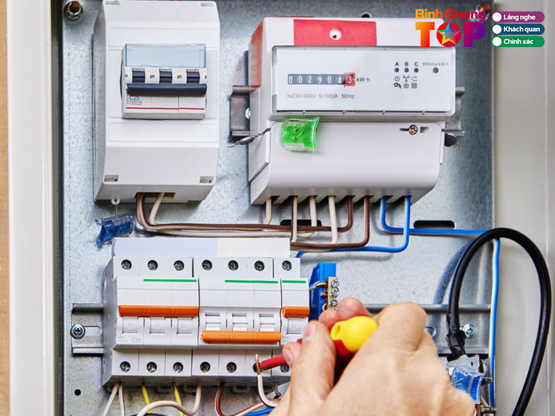 Thiet-bi-dien-va-cong-nghiep-binh-duong-binhduongtoplist