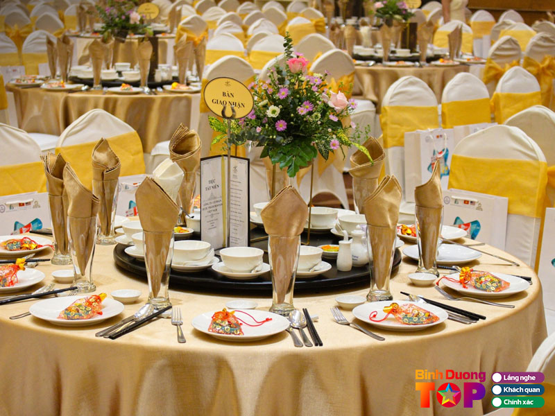 Van-loc-phat-palace-binhduongtoplist