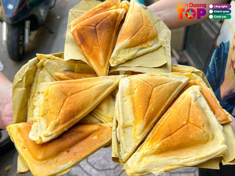 Banh-hotdog-hh-binhduongtoplist