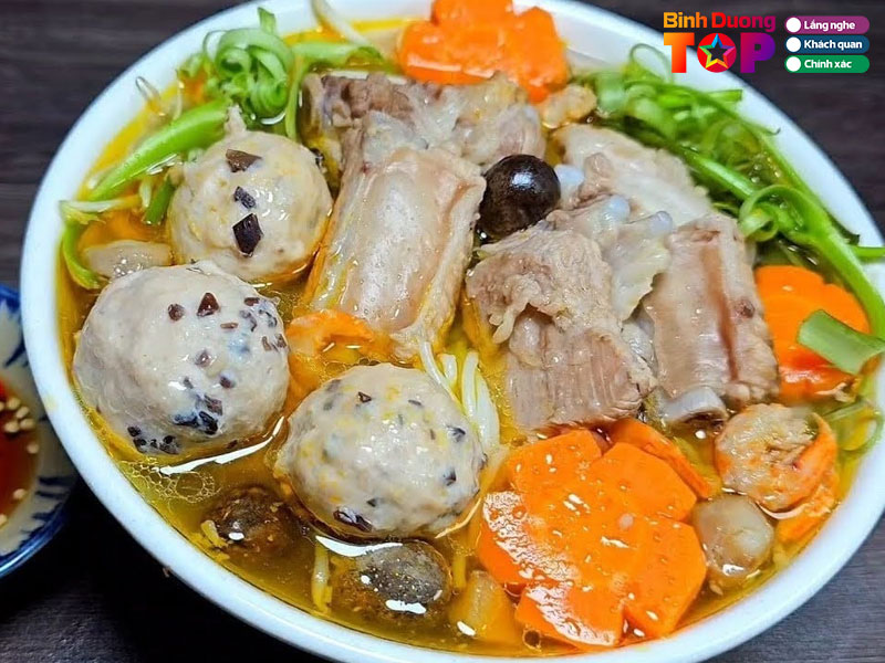 Quan-bun-moc-cau-quan-binhduongtoplist