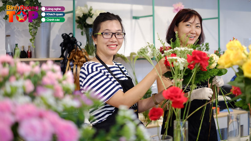 Top-5-lop-hoc-cam-hoa-tai-binh-duong-dao-tao-tan-tam-binhduongtoplist