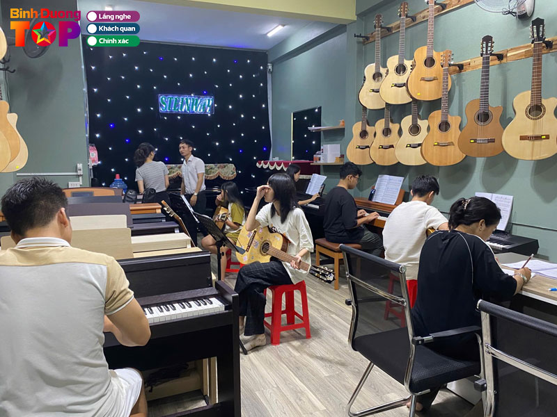 Trung-tam-am-nhac-steinway-1-binhduongtoplist