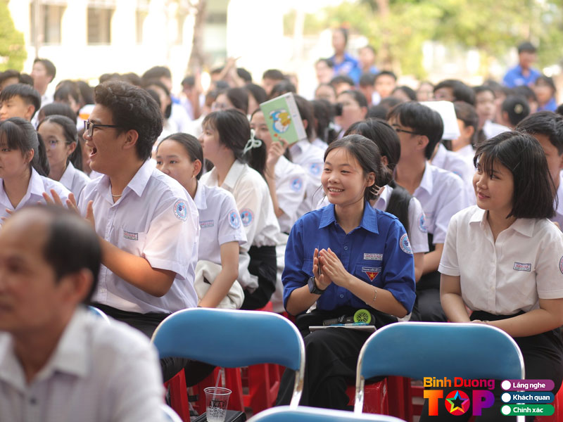 Truong-thpt-ben-cat-binhduongtoplist