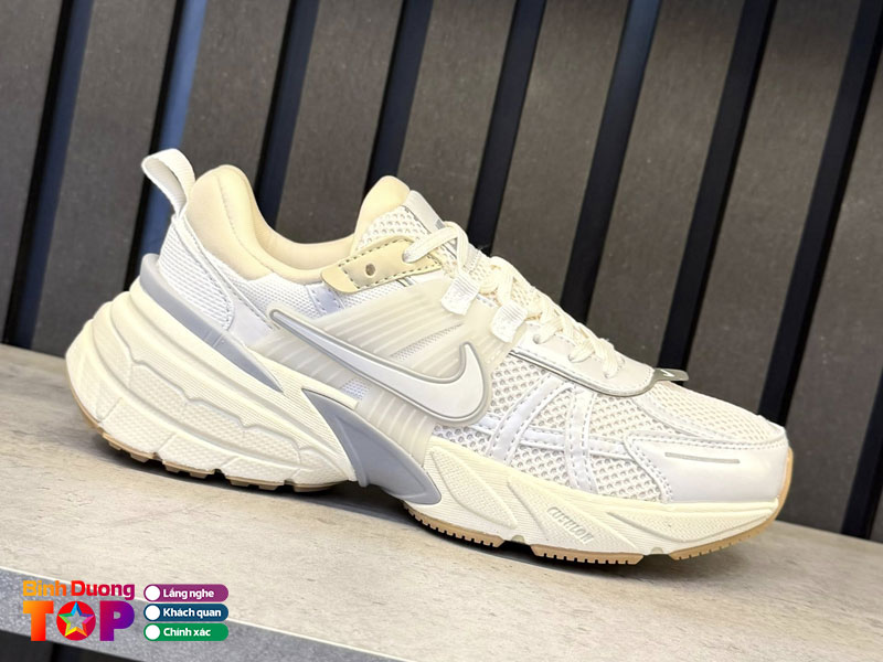 Shop-pho-sneaker-binhduongtoplist