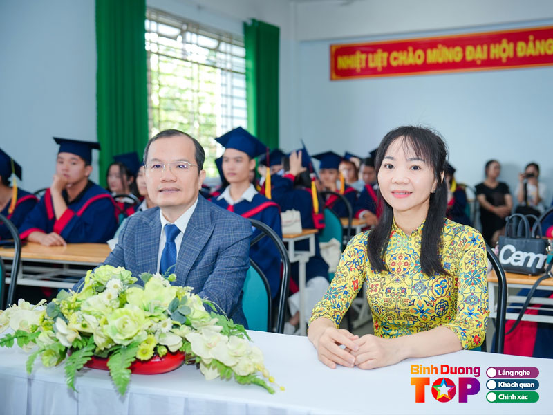 Truong-trung-cap-kinh-te-ky-thuat-binh-duong-binhduongtoplist