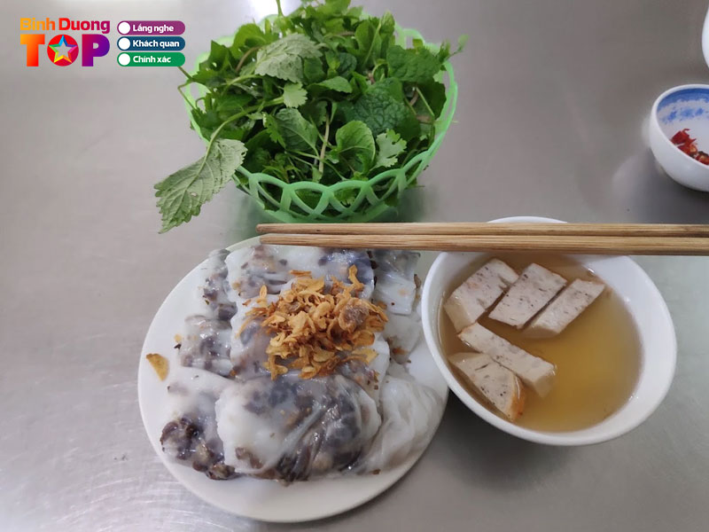 Banh-cuon-nong-ba-hue-binhduongtoplist