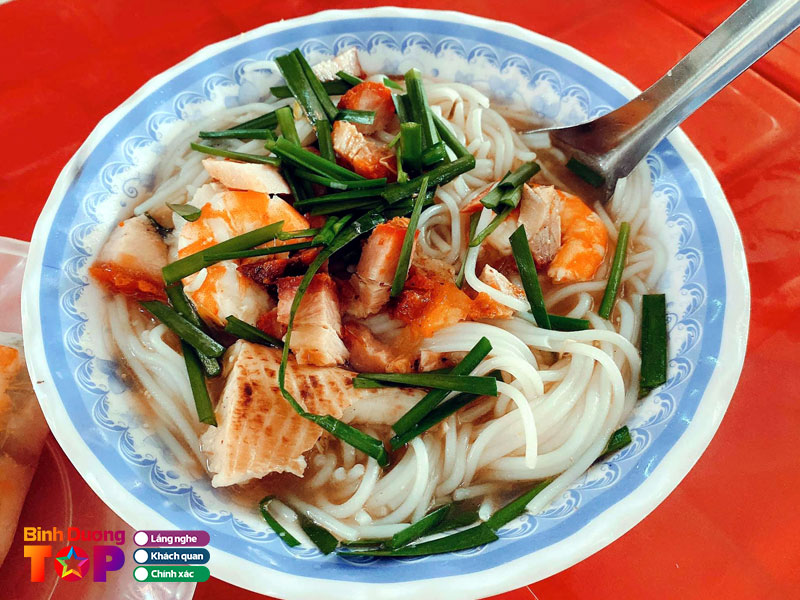 Bun-nuoc-leo-tra-vinh-hong-ha-1-binhduongtoplist