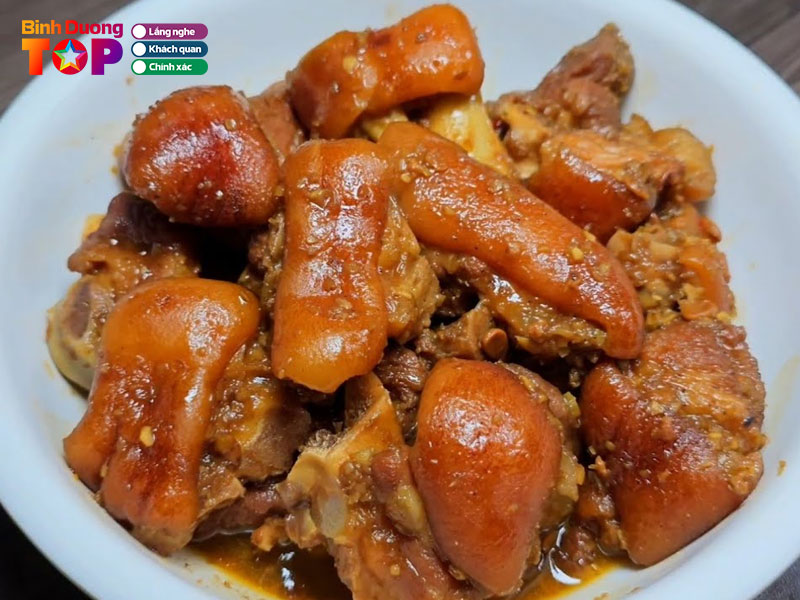 Heo-gia-cay-thui-rom-1-binhduongtoplist