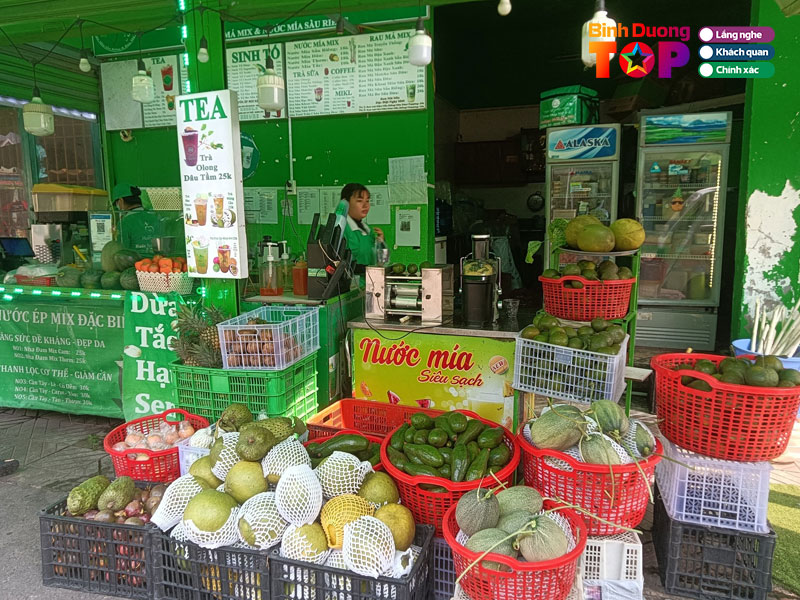 Quan-chuoi-rau-ma-mix-ngay-moi-binhduongtoplist