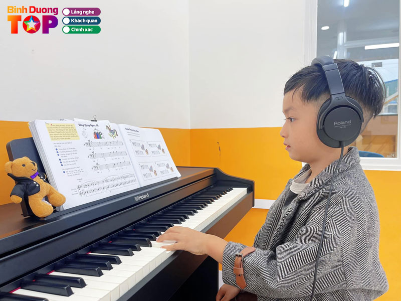 Trung-tam-dao-tao-am-nhac-phero-1-binhduongtoplist