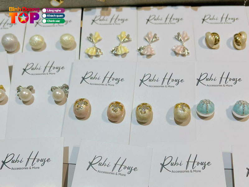 Rubi-house-shop-khuyen-tai-online-uy-tin-binhduongtoplist