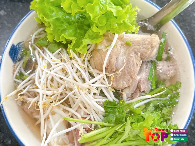 Hu-tieu-muc-gia-truyen-nam-phuong-vinhlongtoplist